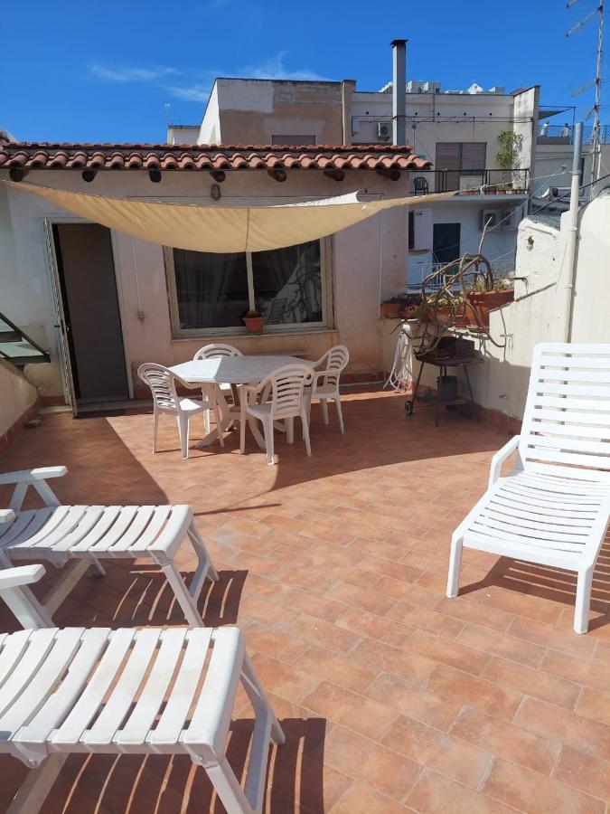 Bed and Breakfast Sweet Politeama Palermo Exterior foto