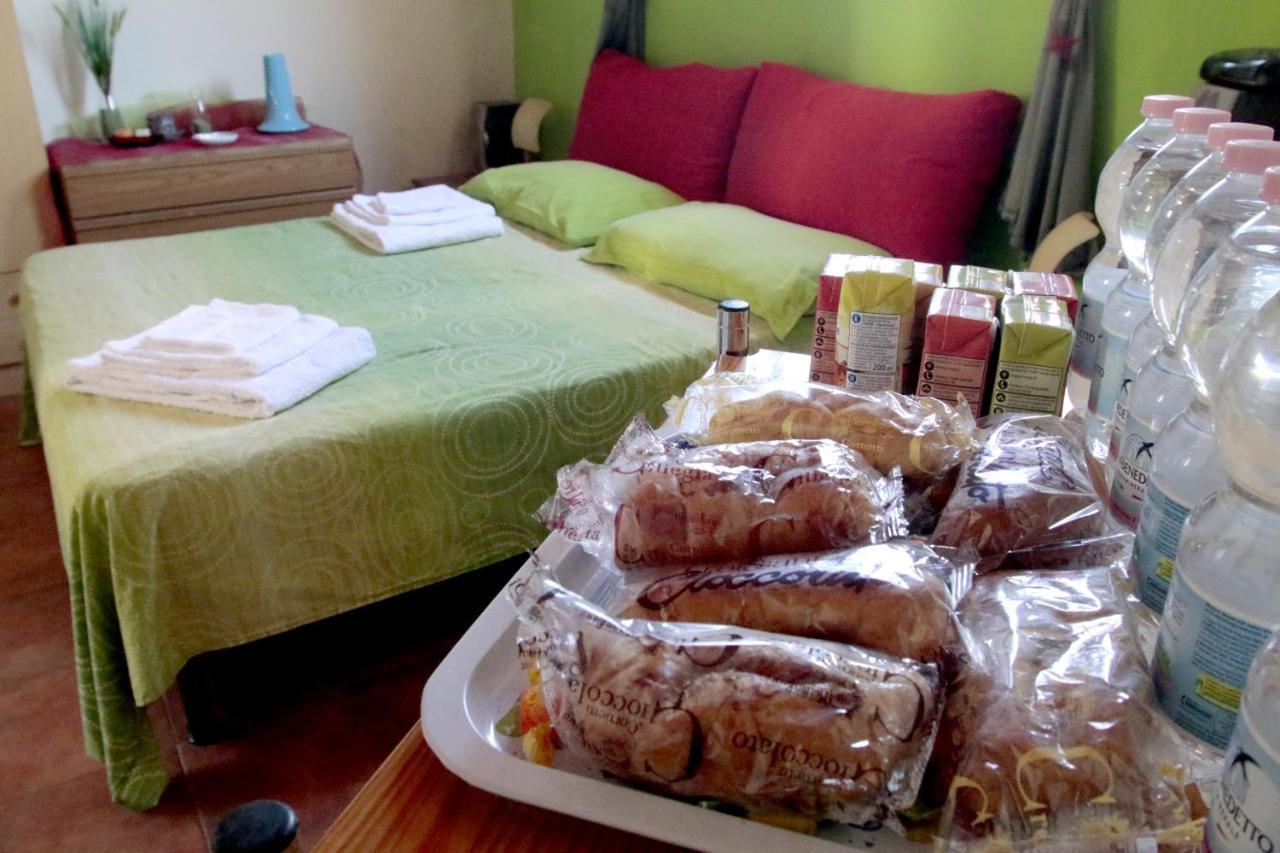 Bed and Breakfast Sweet Politeama Palermo Exterior foto